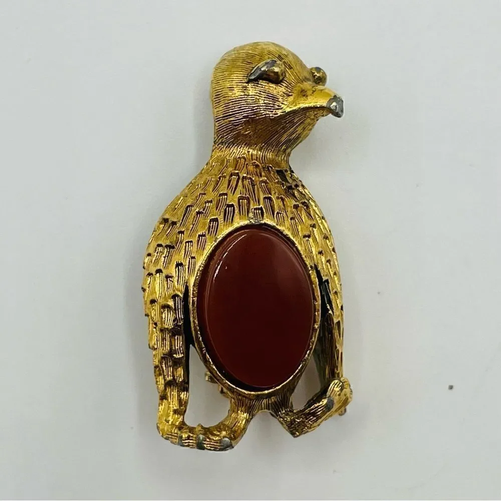 Vintage Gold Penguin Carnelian Jelly Belly Pin Brooch